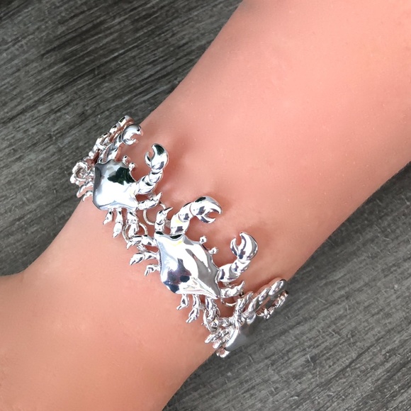 Jewelry - Crab Bracelet with Magnetic Clasp